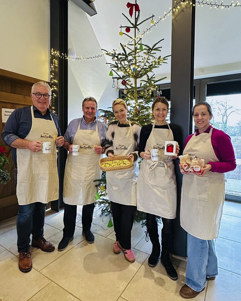 Kekse backen mit Landtagsvertretern