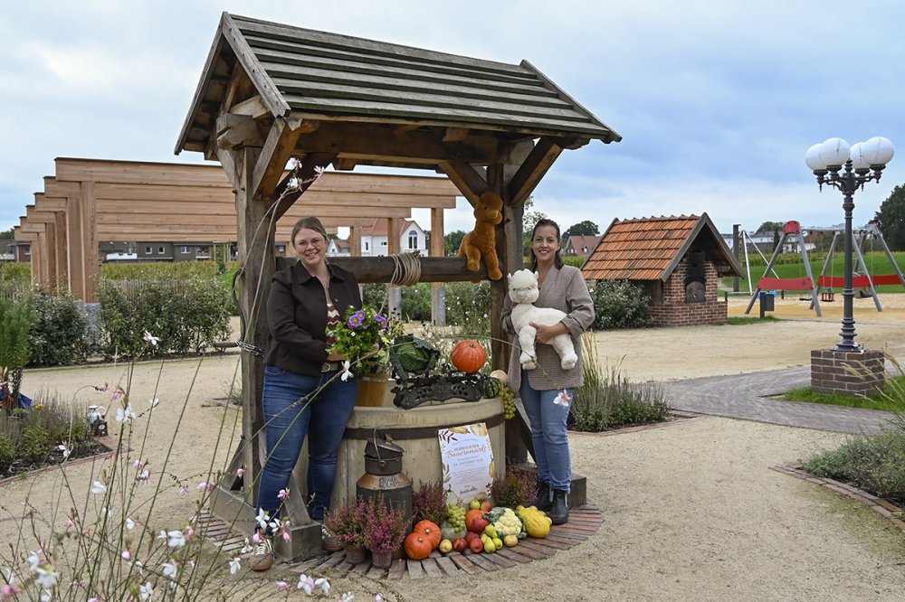Herbstlicher Bauernmarkt am und im B�rgerhaus Holdorf