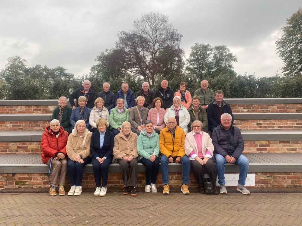 Ehemalige der Katholischen Volksschule Holdorf